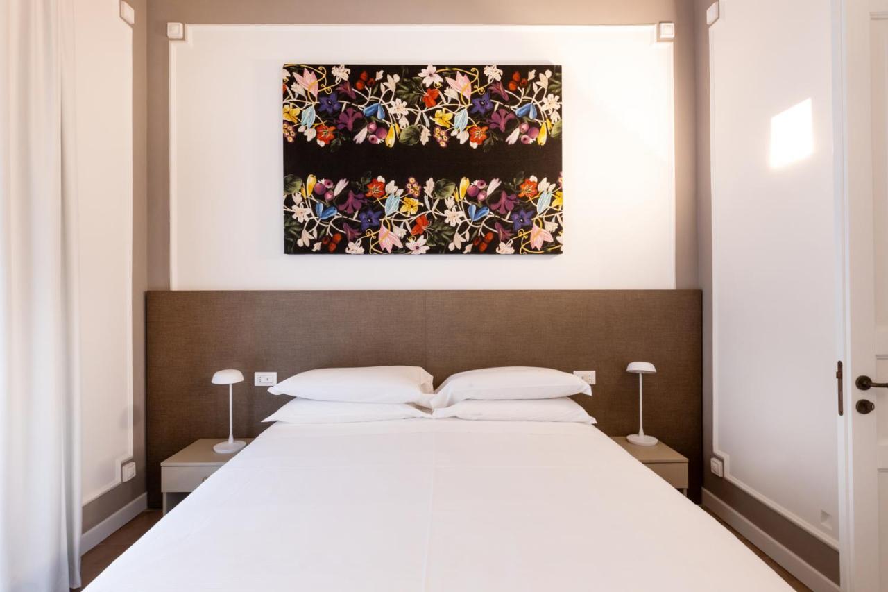 Riflessi Acireale Palace Suites Exteriör bild