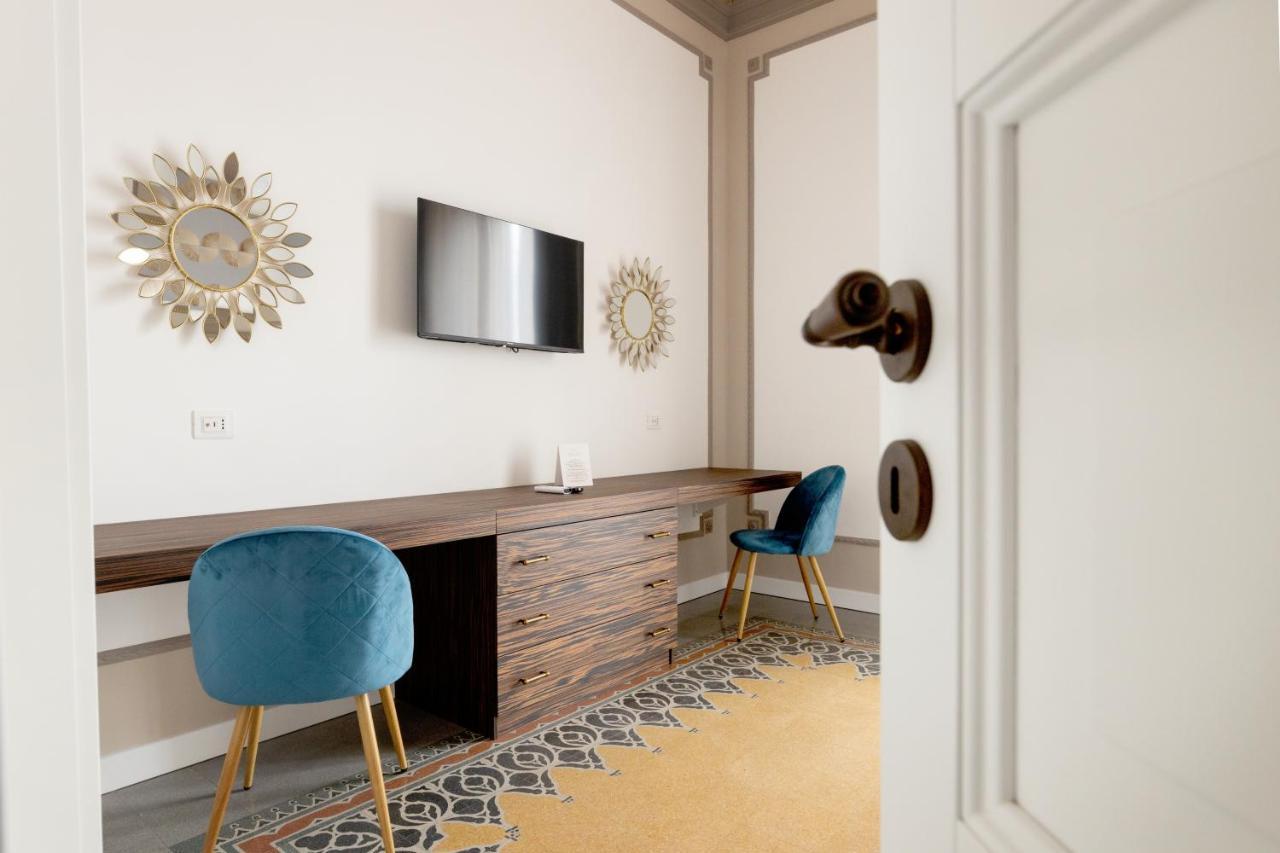 Riflessi Acireale Palace Suites Exteriör bild