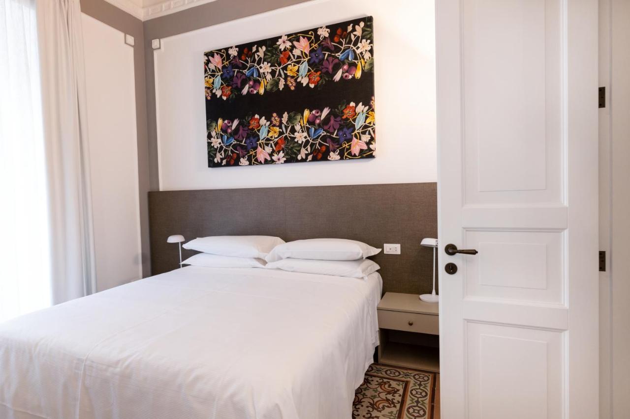 Riflessi Acireale Palace Suites Exteriör bild